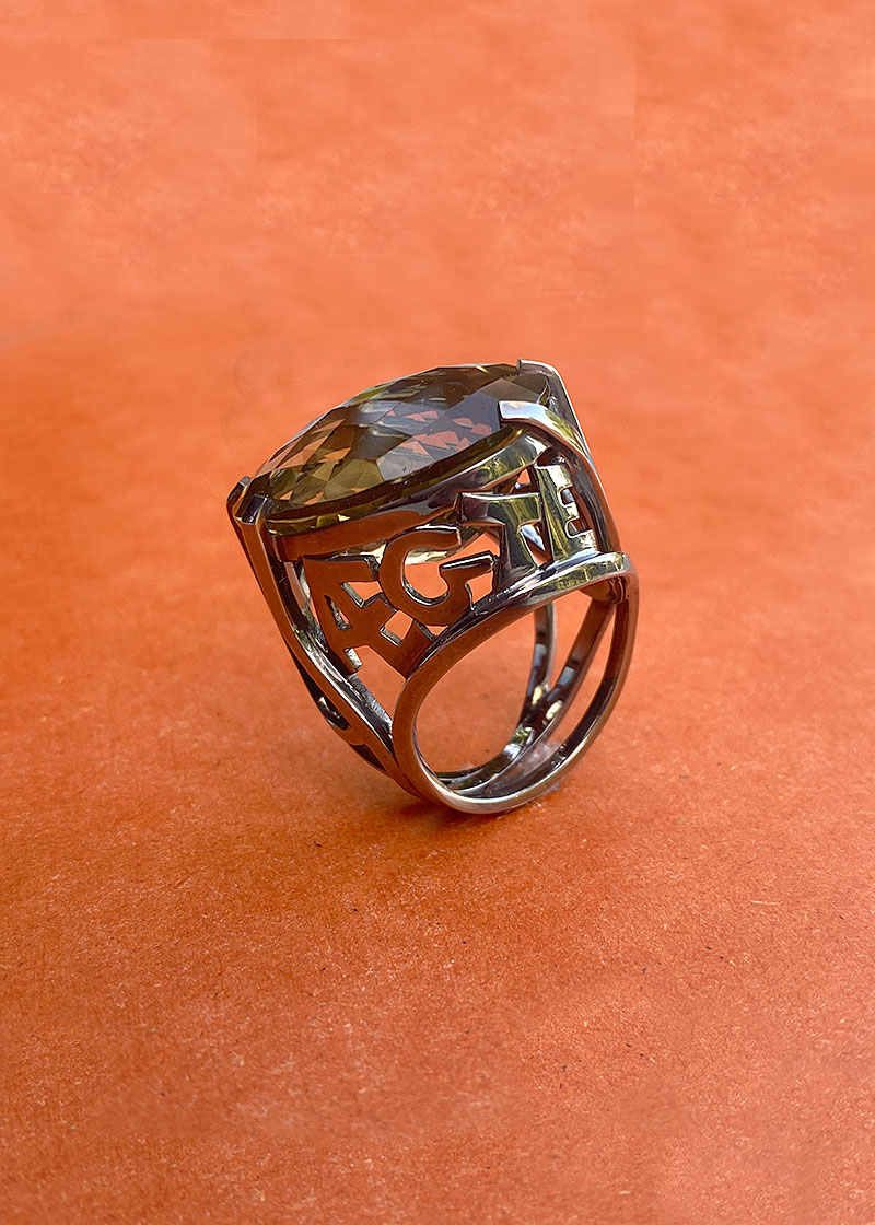 Graffiti - Helt Ægte - Ring Gitte Bjørn