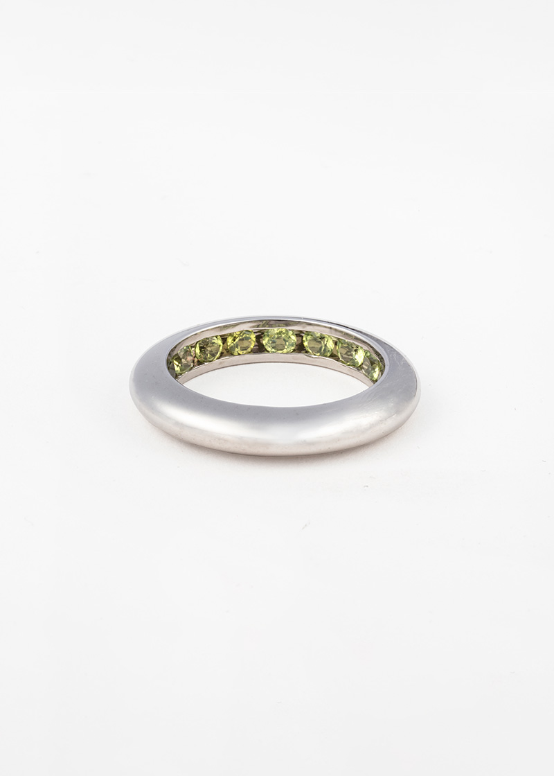 Under Pressure - Look Inside - Ring