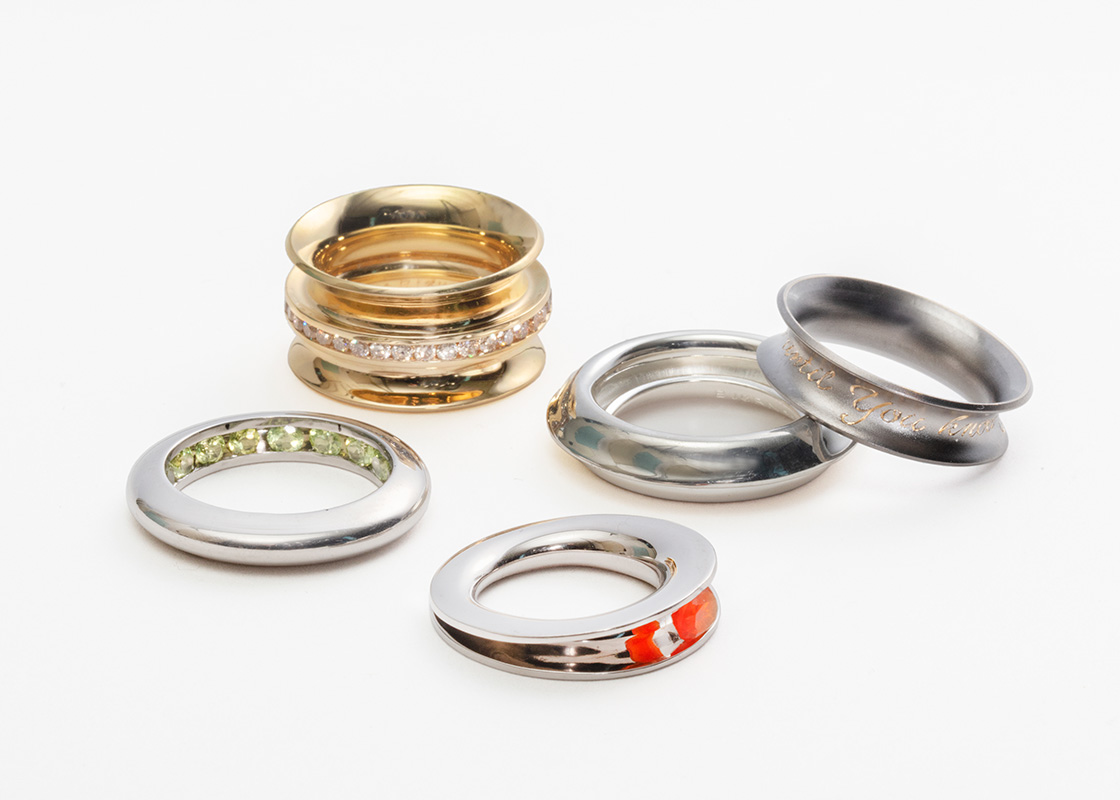 Under Pressure - Look Inside - Ring - Billede 2